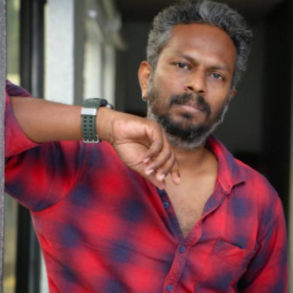  இயக்குநர் தியாகராஜன் குமாரராஜா 