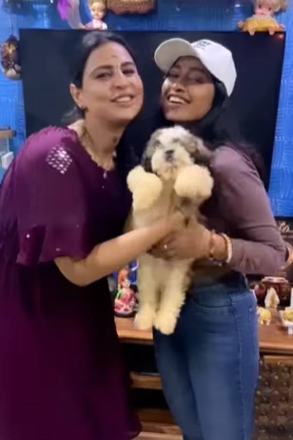 நமீதாவை சந்தித்த சுருதி