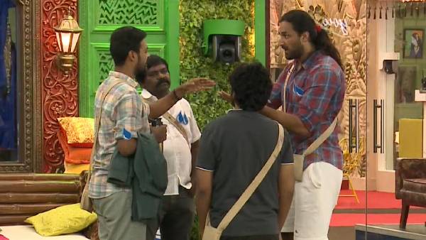 அபிநயின் கண்ணாடி