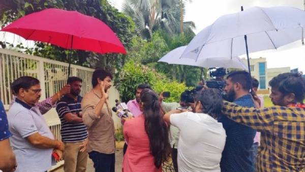 ஹீரோவாக எப்படி இருக்க வேண்டும்