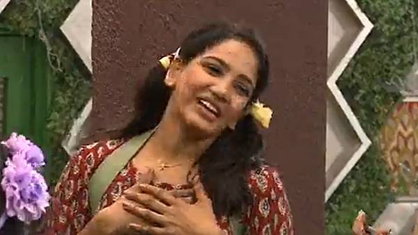 பூவுக்கு பொறந்தநாளு