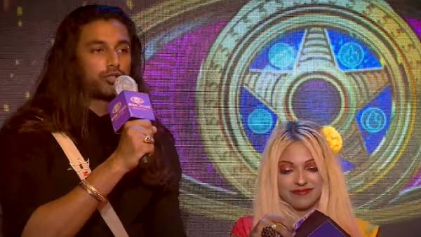 கலாய்க்கும் நெட்டிசன்கள்