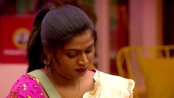 இசைவாணியை வருத்தெடுத்த கமல்