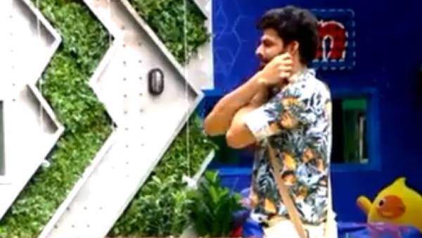 பாத்ரூம் க்ளீன் பண்ணனும்