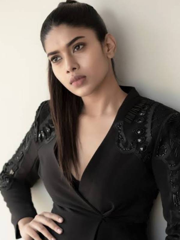 வாய்ப்பை பயன்படுத்த வேண்டும்