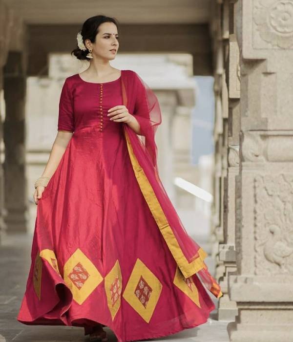 வெளியே தெரியும் கேள்வி வெளியே தெரியும் கேள்வி