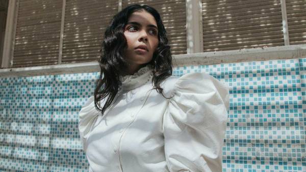 சூப்பர் ஹீரோவாக சூப்பர் ஹீரோவாக