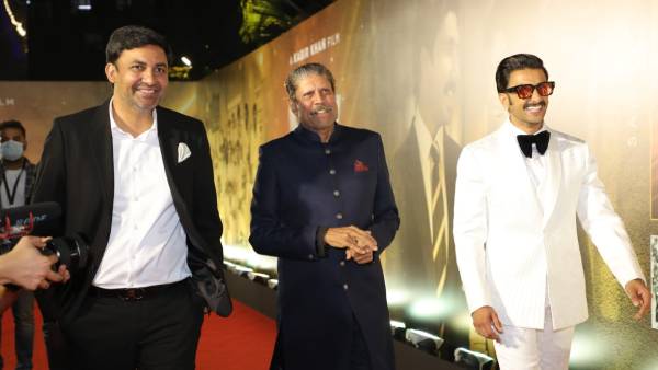 குடுமியுடன் ரீலும் ரியலும்