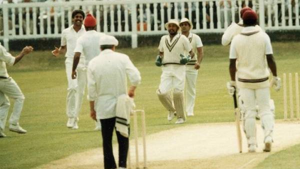 இறுதிப்போட்டியில் முன்னேறிய இந்தியா- வெஸ்ட் இண்டீஸ் அணிகள் இறுதிப்போட்டியில் முன்னேறிய இந்தியா- வெஸ்ட் இண்டீஸ் அணிகள்