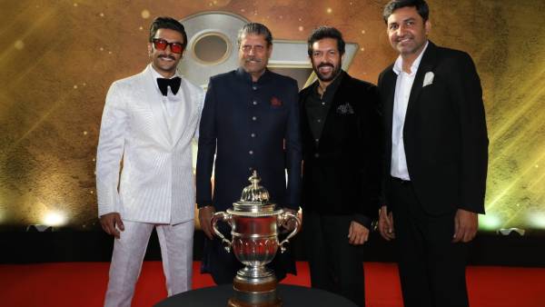 பிரீமியர் ஷோவில் கபில்