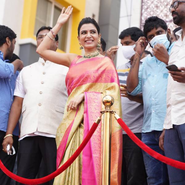 அலைமோதிய கூட்டம்