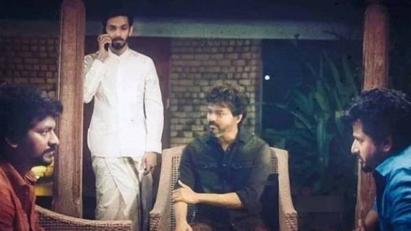 நியூ இயர் ட்ரீட்