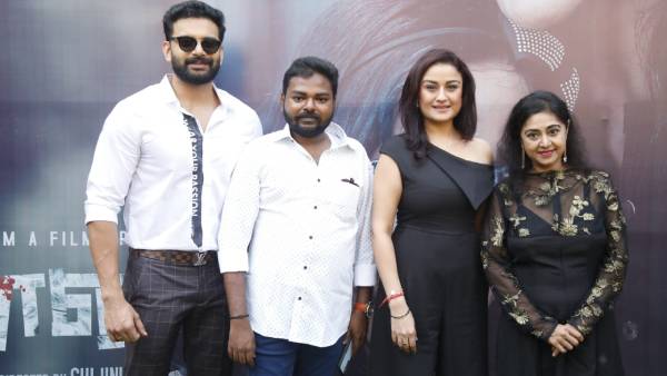  ஆயிரக்கணக்கான தொழிலாளர்கள்