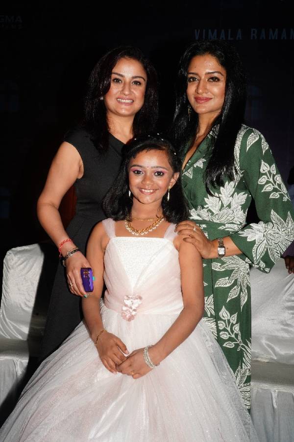  கேரளாவில் மம்முட்டி குடித்த டி 