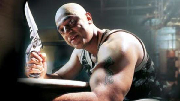 ஆளவந்தான் படத்தால் மோதல்