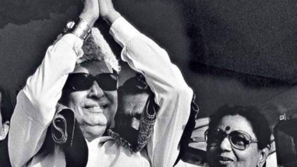 காந்தியமும் -திராவிடமும் எம்ஜிஆரின் இரு வேறு குணங்கள் காந்தியமும் -திராவிடமும் எம்ஜிஆரின் இரு வேறு குணங்கள்