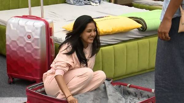 கரிகாலன் மேஜிக் ஷோ