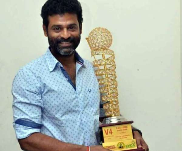 வெப் சீரிஸிலும் பிஸி.. 