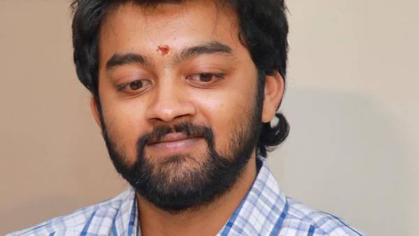 புகழும் ரசிகர்கள் 