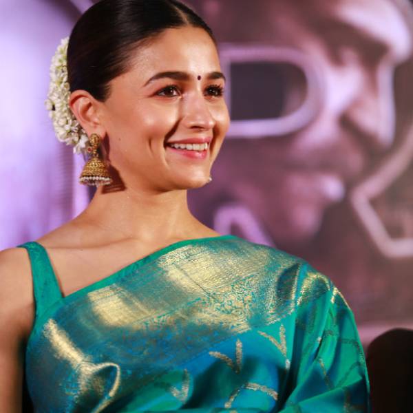 பாலிவுட் படத்தில் மட்டும்