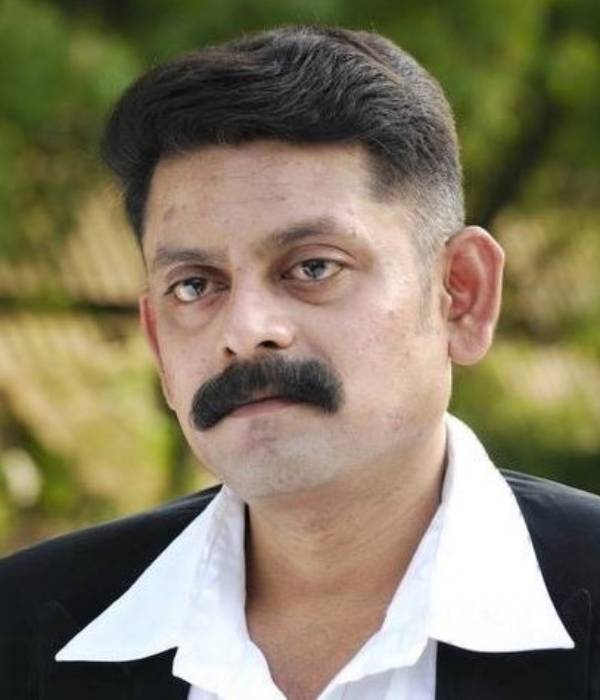 உள்ளத்தில் விழுந்துவிட்டேன் உள்ளத்தில் விழுந்துவிட்டேன்