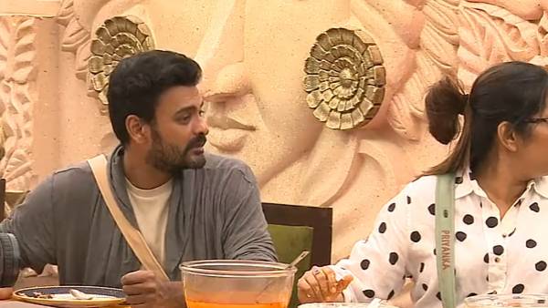 போட்டுக்கொடுத்த அபினய் 