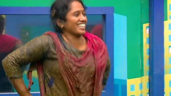 காலில் கூட விழுகிறேன் 