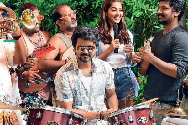 முதல் சிங்கிள் ட்ராக் 