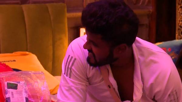 அதிர்ச்சியில் அமீர் 