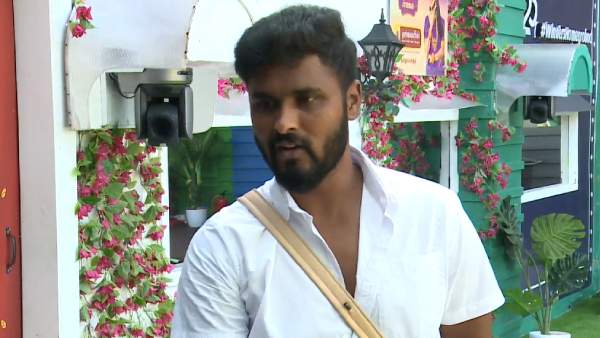 அமீரிடம் புலம்பிய பாவ்னி 