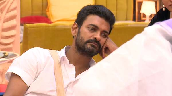 நேற்றைய புரமோக்கள் 