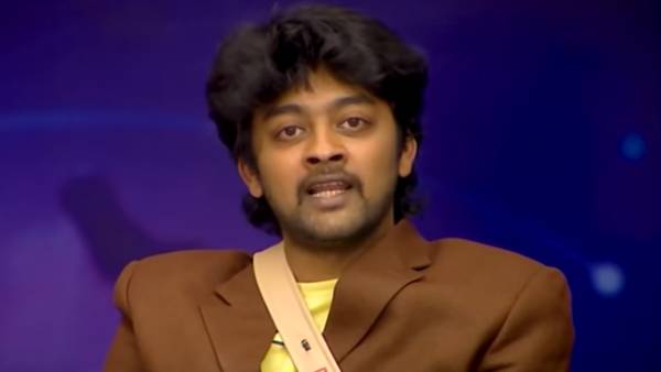 என் வாழ்க்கையில விளையாடுறீங்களா?