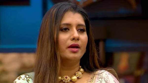 பிரியங்காவுக்கு நோஸ்கட்