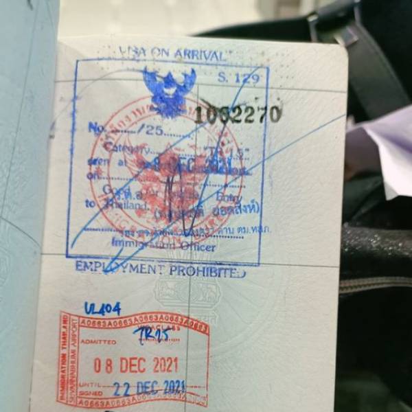 இலங்கை ஏர்லைன்ஸ் அதிகாரிகள்