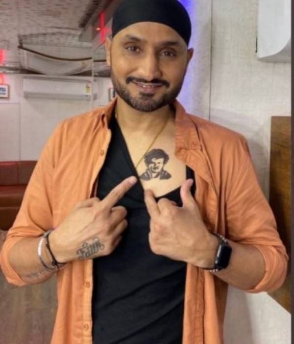 பல பிரபலங்கள்