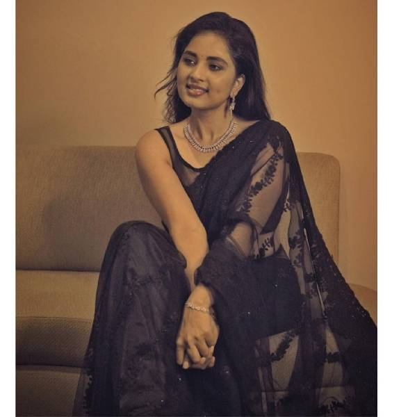 சிறிய கதாபாத்திரத்தில்