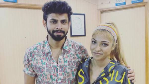  வருணுடன் பிக்பாஸ் பிரபலங்கள் 