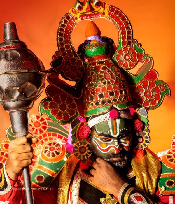 மக்கள் செல்வன்