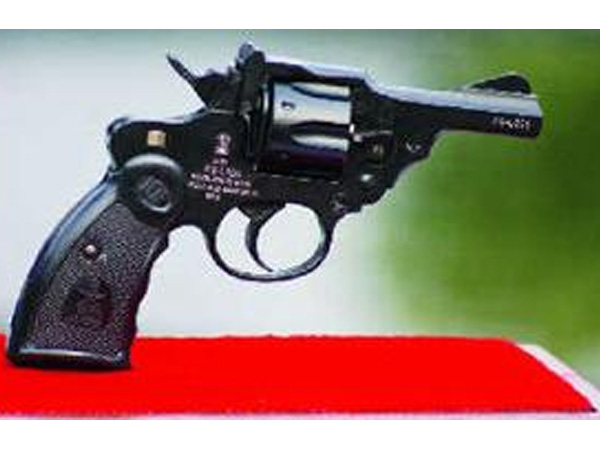 உரிமம் வழங்கவும்