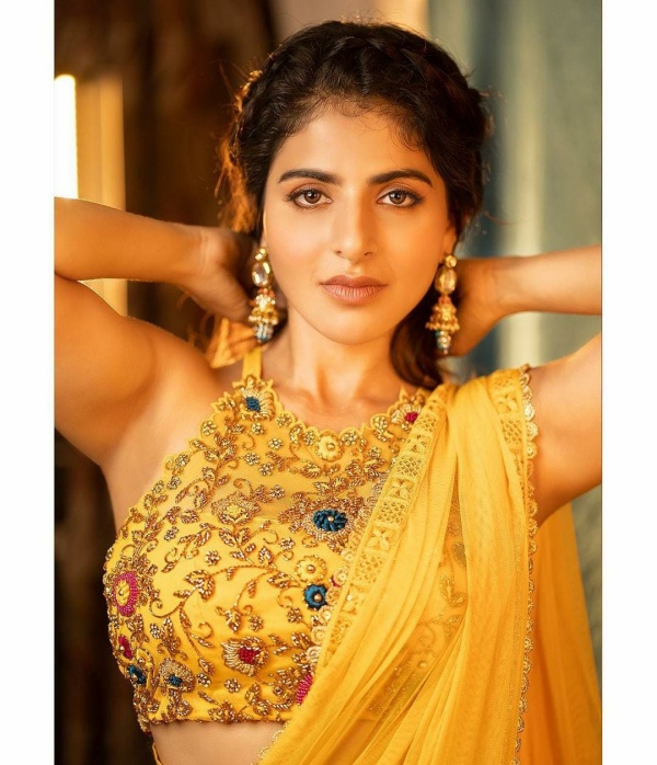 சிறுசிறு வேடங்களில்