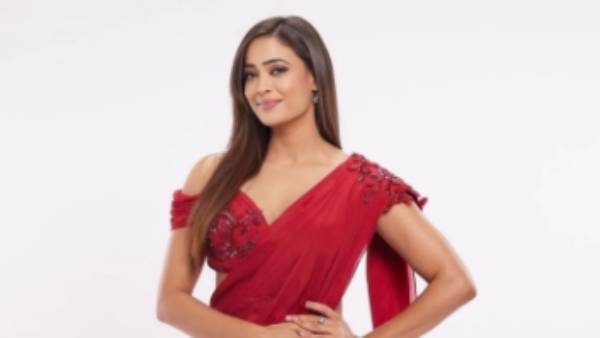 நடிகை ஸ்வேதா திவாரி 