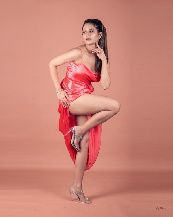 நிர்வாணமாக நடித்த ஐஸ்வர்யா 