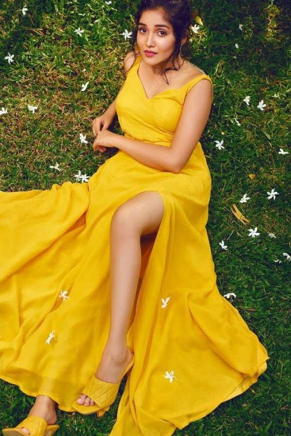 மீண்டும் அஜித் மகளாக