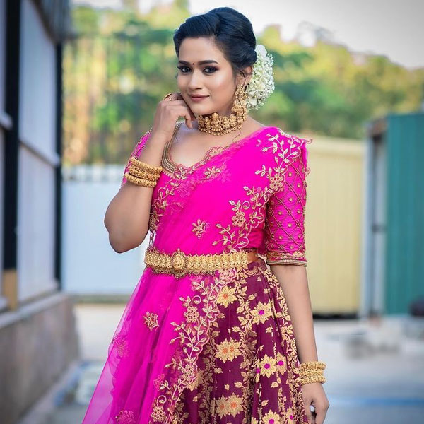 சினிமாவிற்கு தாவும் காவ்யா சினிமாவிற்கு தாவும் காவ்யா