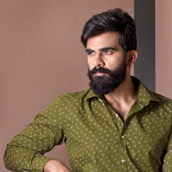  ஜெயகாந்தன் அவர்களின் நாவல் தலைப்பு