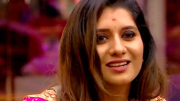 ஊதி பெரிதாக்கும் பிரியங்கா