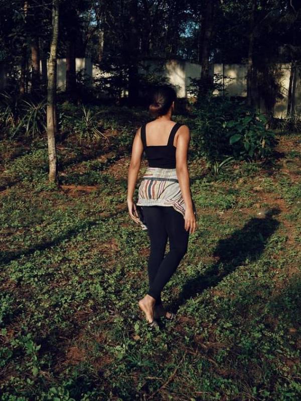 நடு காட்டில் தனிமை வந்ததே