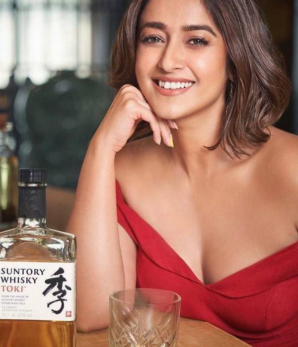 அதிகரிக்கும் நடிகைகள் 