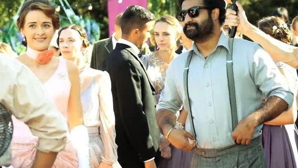 5 மொழிகளில்