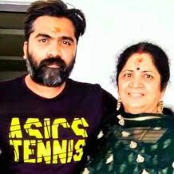 அம்மா கையில் கொடுத்துபோடு செல்லக்கண்ணு